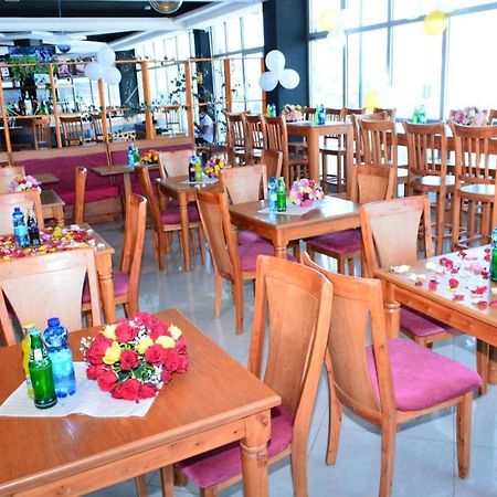 Bruhway Hotel Addis Ababa Exterior photo