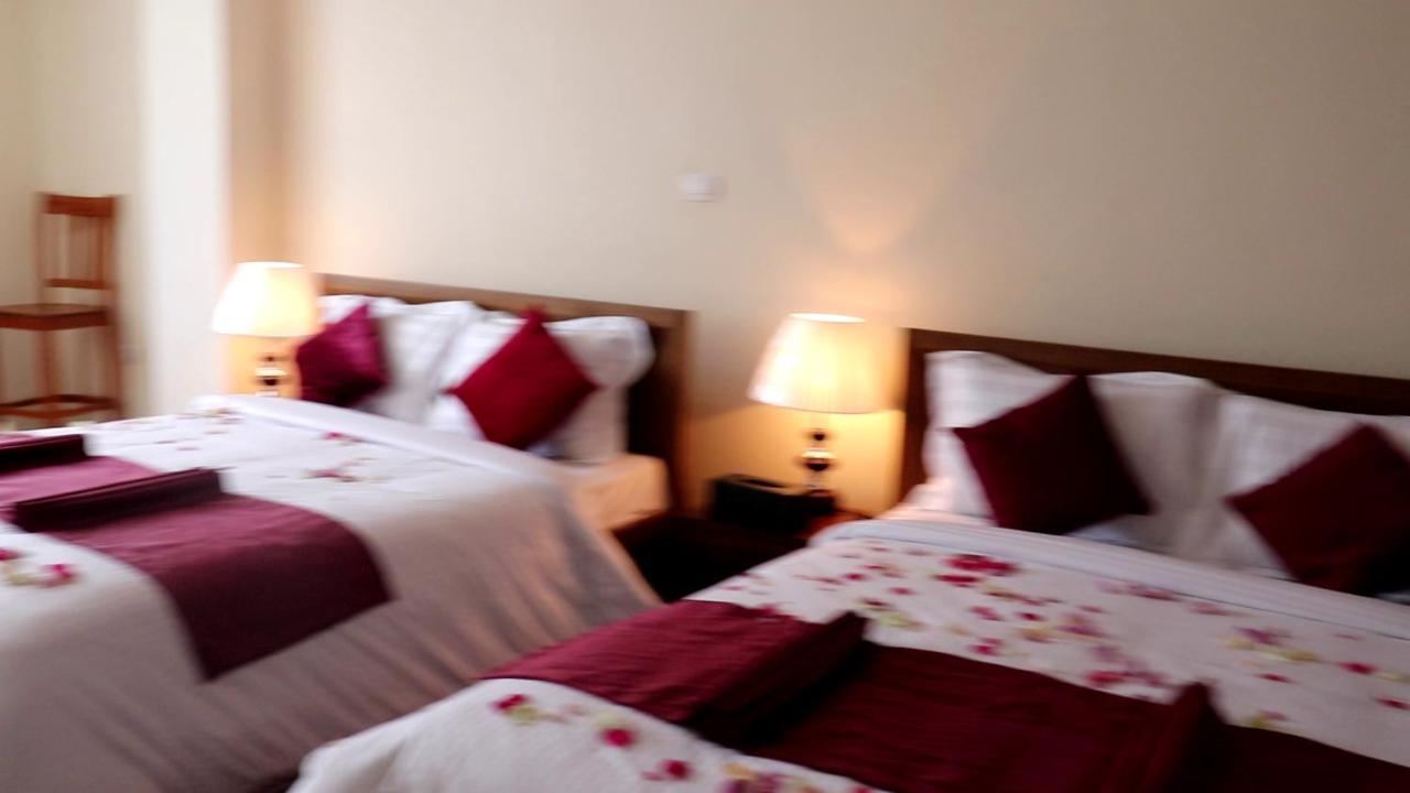 Bruhway Hotel Addis Ababa Exterior photo