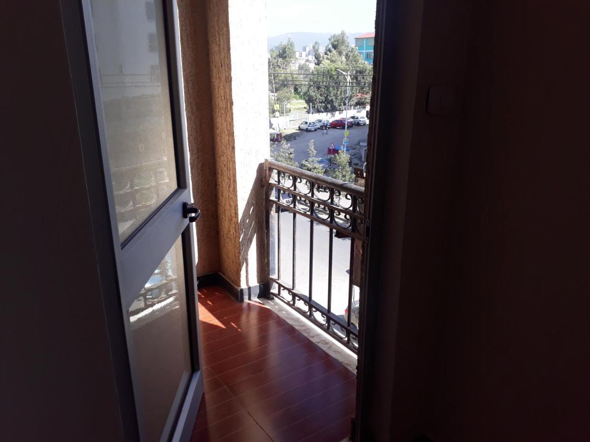 Bruhway Hotel Addis Ababa Exterior photo