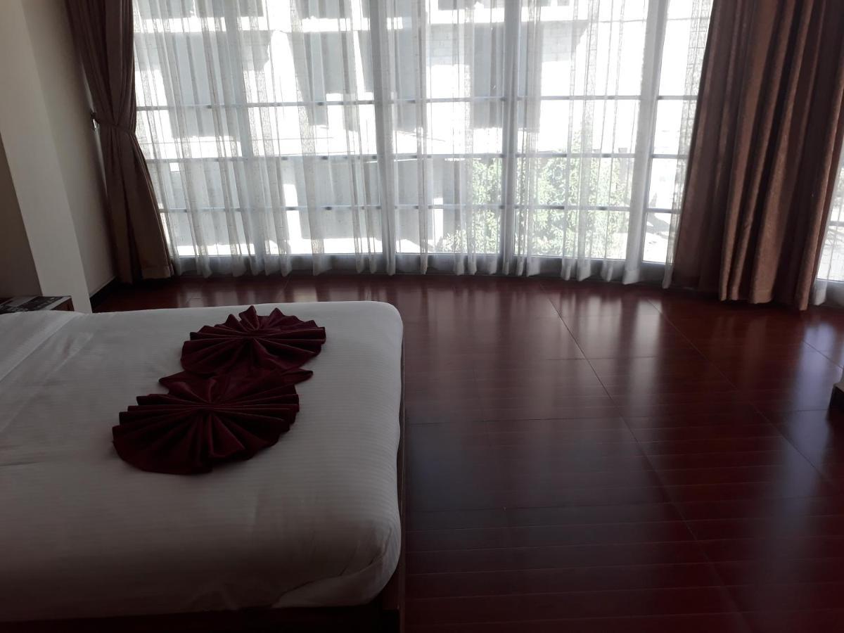 Bruhway Hotel Addis Ababa Exterior photo