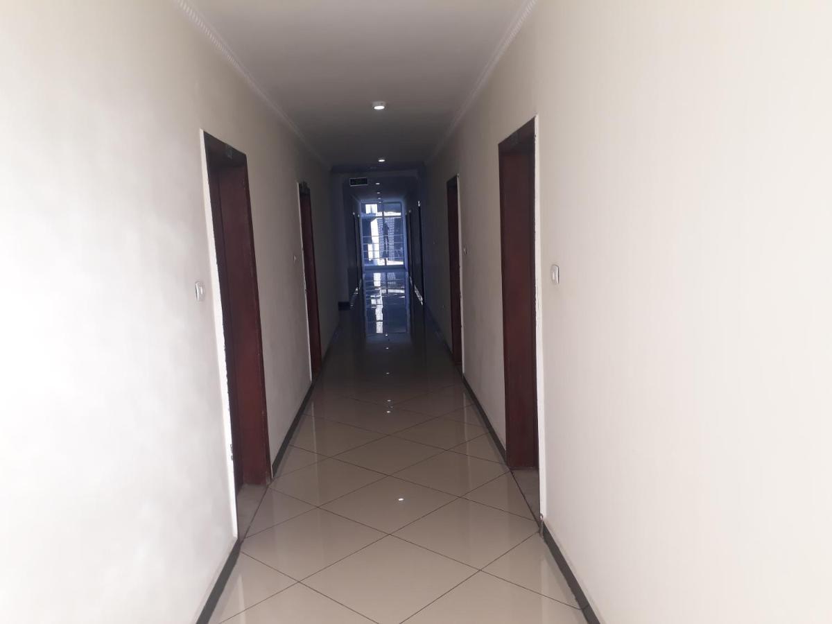 Bruhway Hotel Addis Ababa Exterior photo