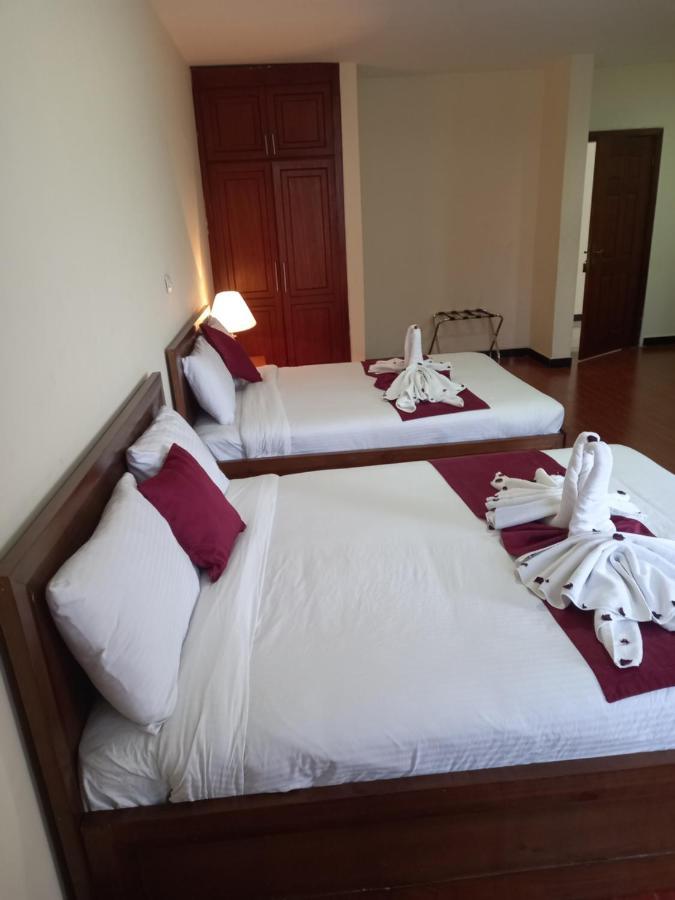 Bruhway Hotel Addis Ababa Exterior photo