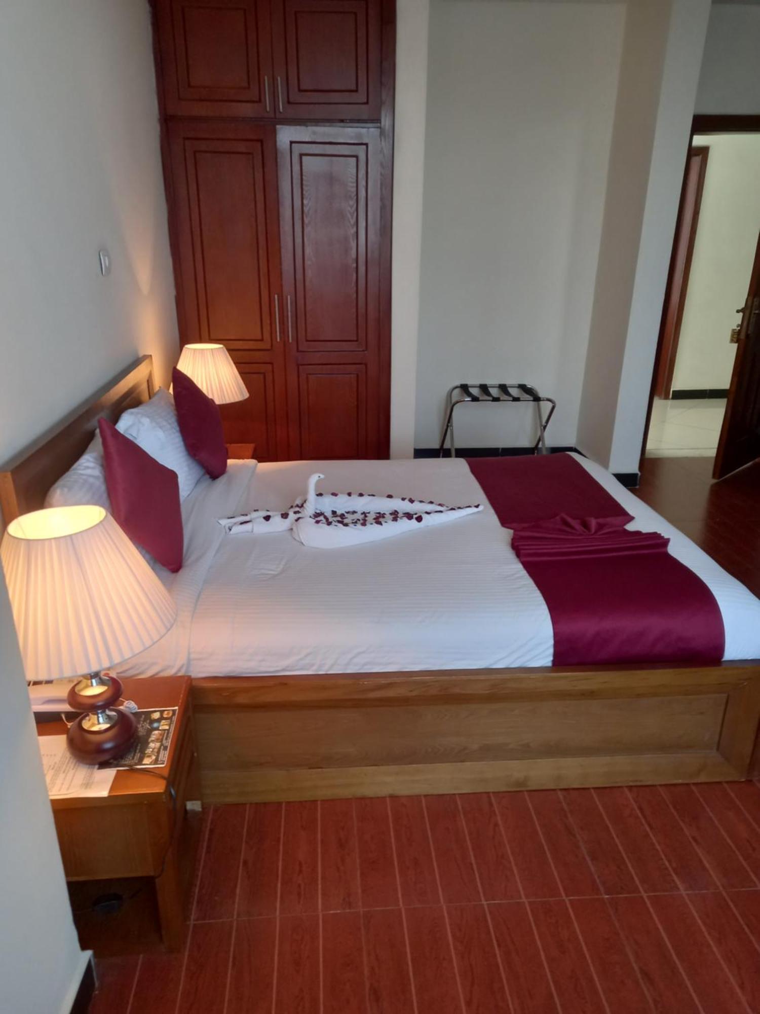 Bruhway Hotel Addis Ababa Room photo